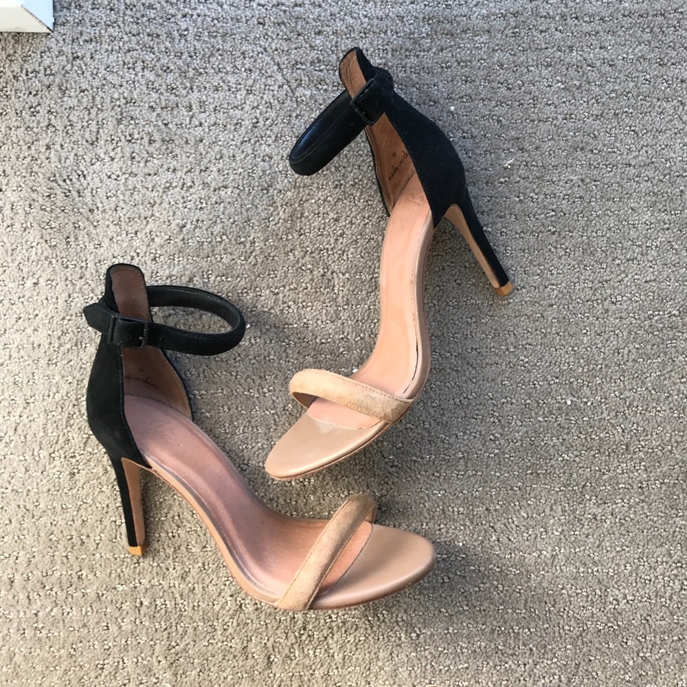 Strappy heel